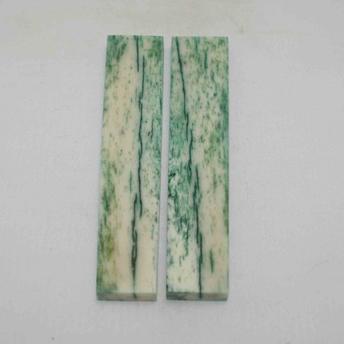 NB103NA121 Giraffe Bone Scales Size: 5.17" x 1.00" x 0.31" inch