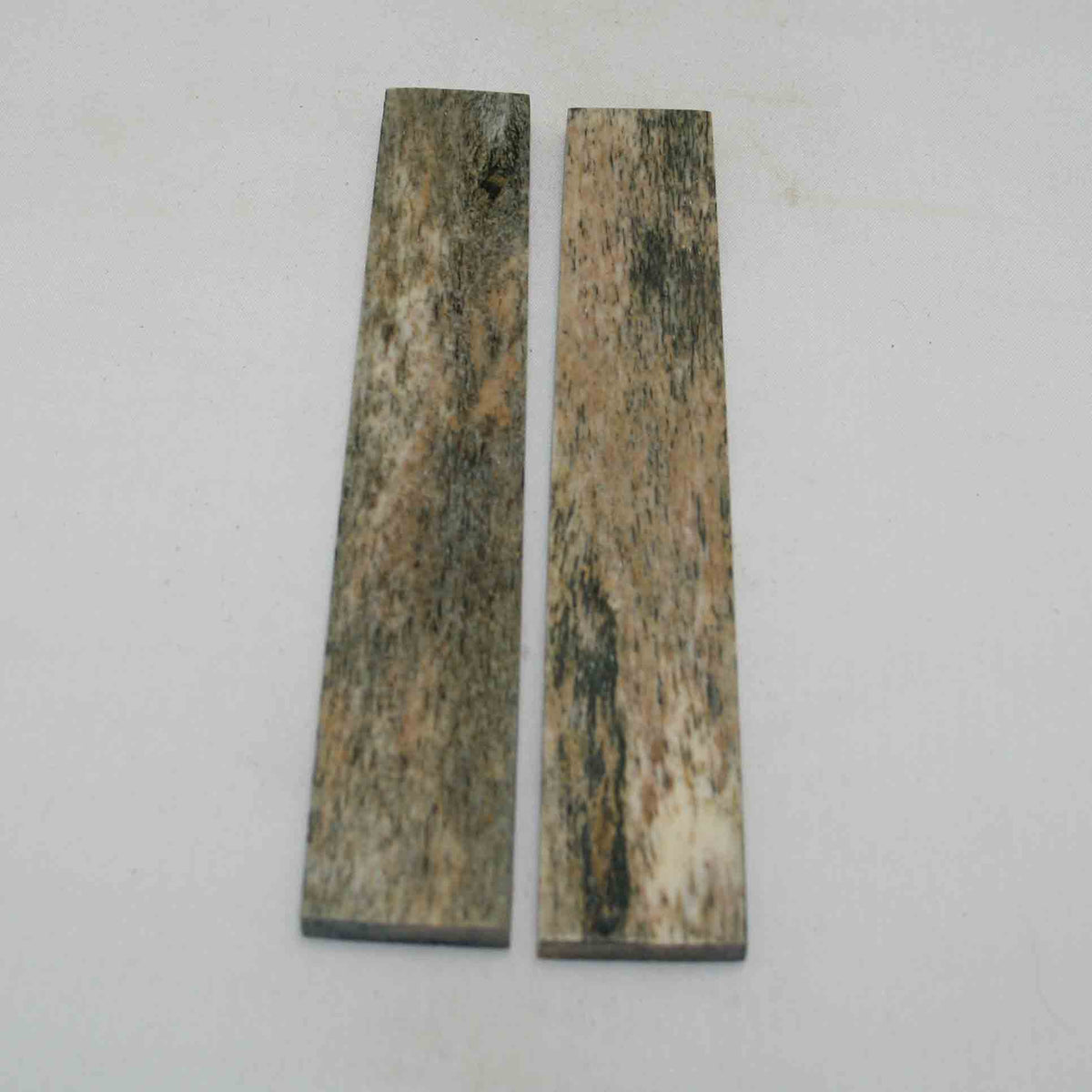 NB103NA149 Giraffe Bone Scales Size: 5.40" x 0.98" x 0.26" inch