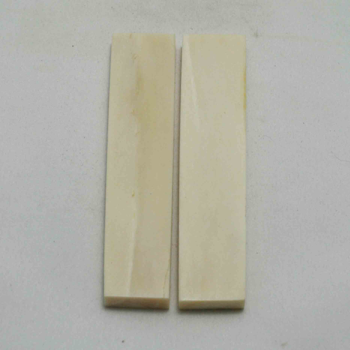 NB103NA14 Giraffe Bone Scales Size: 5.38" x 1.10" x 0.35" inch
