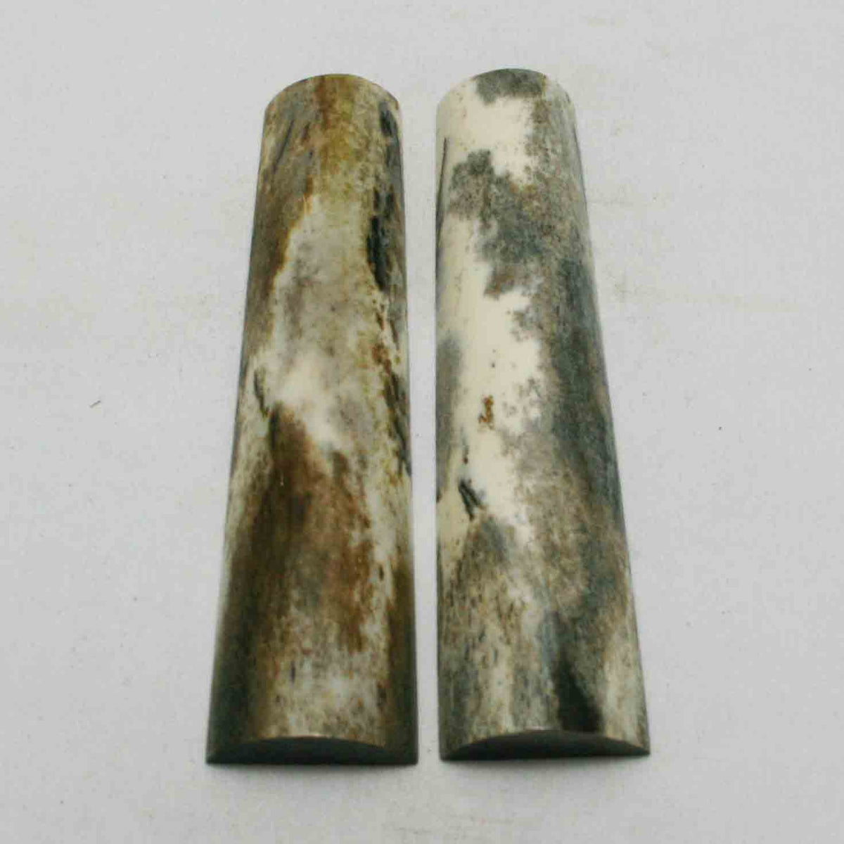 NB103NA187 Giraffe Bone Scales Size: 5.09" x 1.13" x 0.40" inch