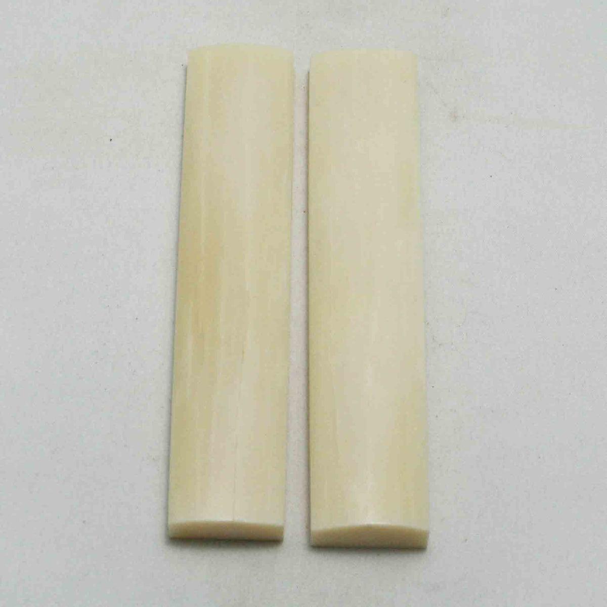 NB103NA18 Giraffe Bone Scales Size: 5.32" x 1.04" x 0.42" inch