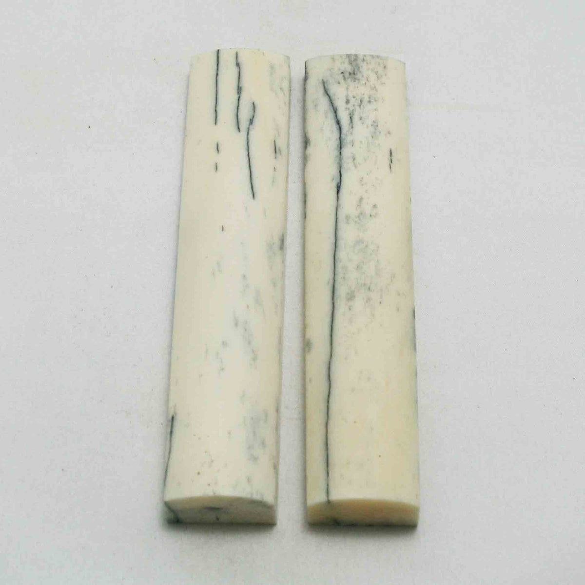 NB103NA20 Giraffe Bone Scales Size: 5.50" x 1.07" x 0.50" inch