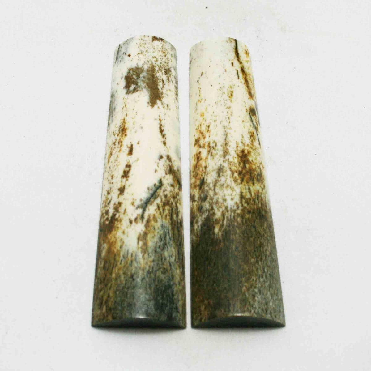 NB103NA216 Giraffe Bone Scales Size: 5.00" x 1.18" x 0.36" inch