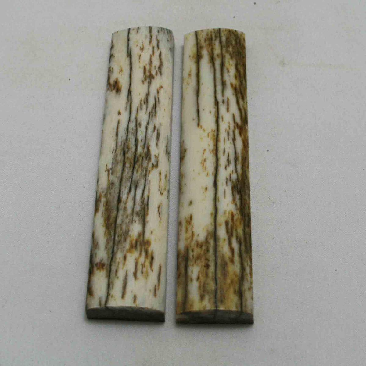 NB103NA49 Giraffe Bone Scales Size: 5.09" x 1.04" x 0.40" inch