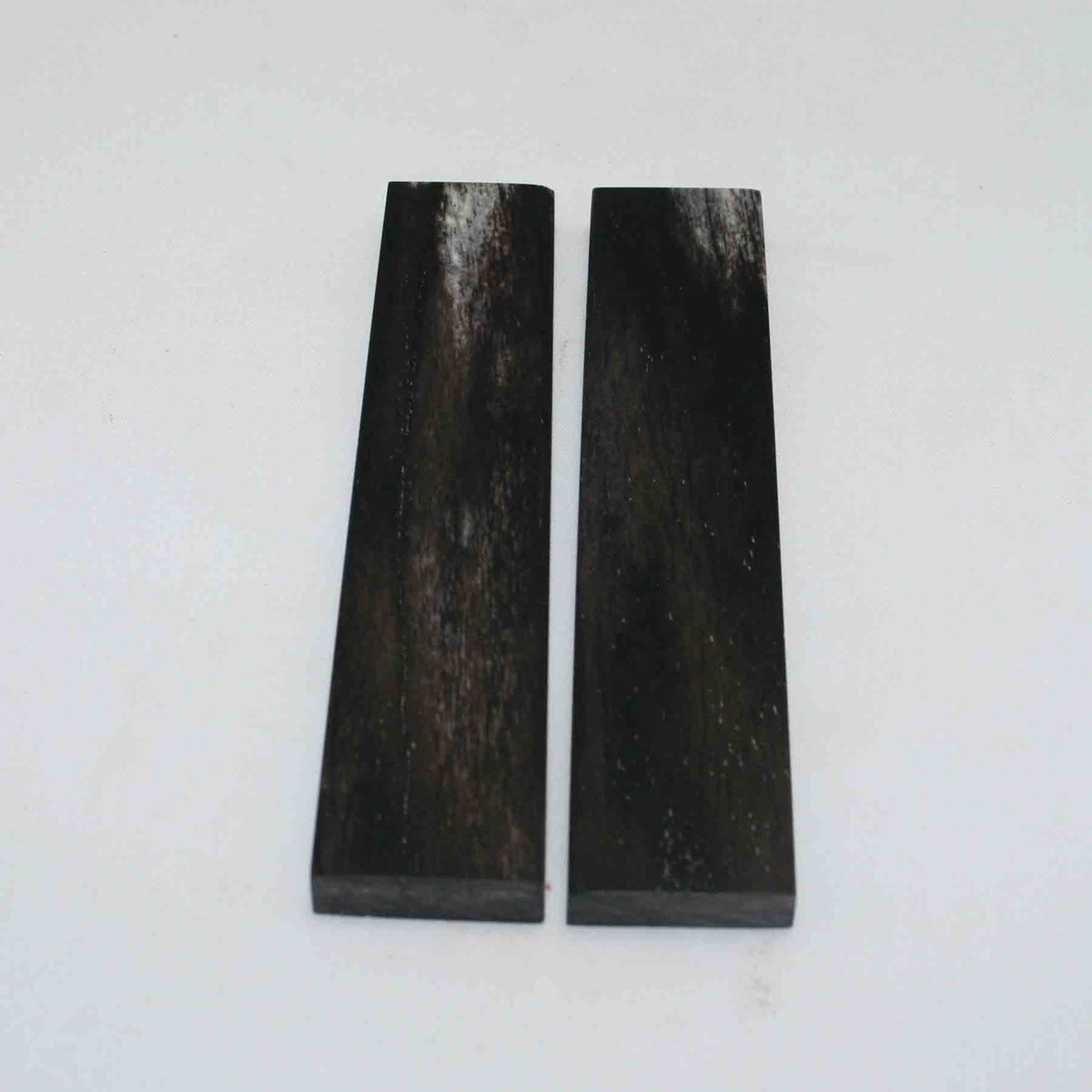 NB104GS103 Giraffe Bone Scales