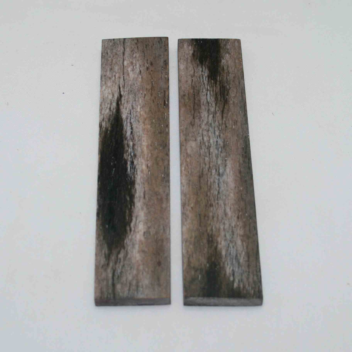 NB104GS10 Giraffe Bone Scales