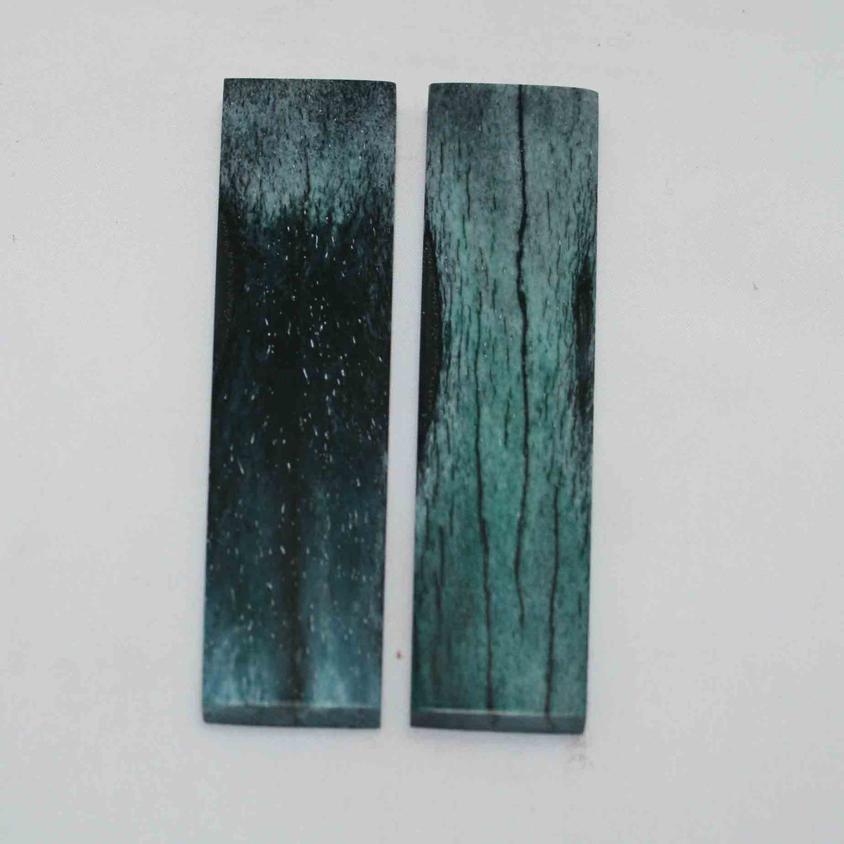 NB104GS129 Giraffe Bone Scales