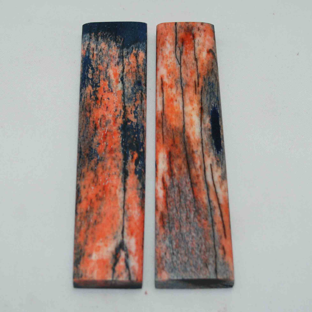 NB104GS155 Giraffe Bone Scales