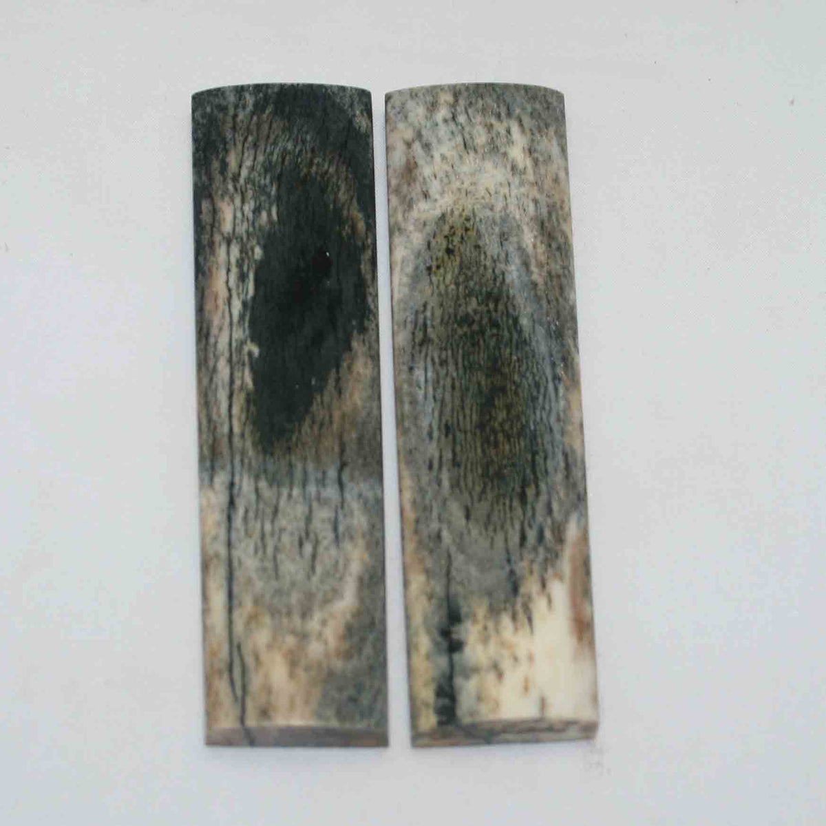 NB104GS161 Giraffe Bone Scales