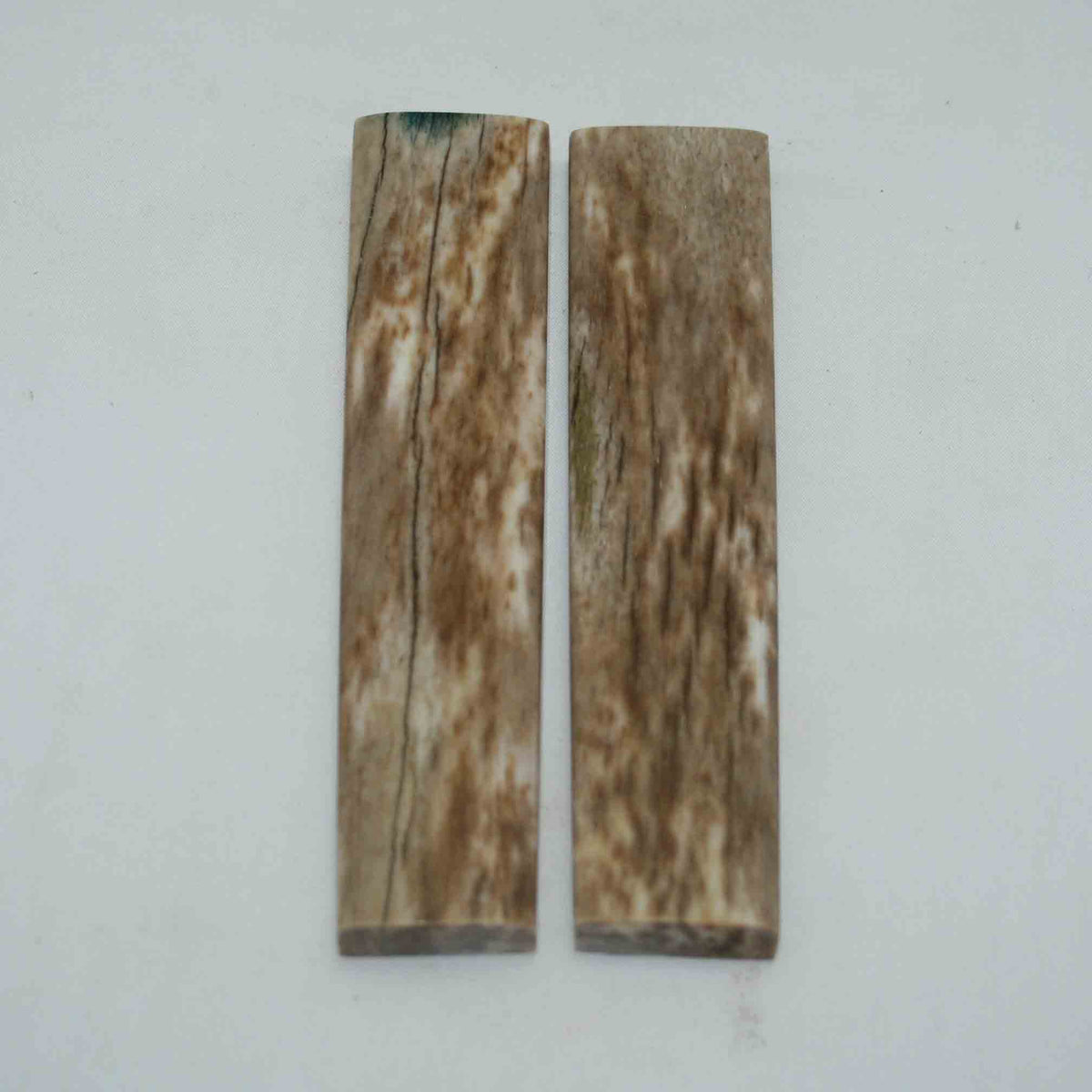 NB104GS170 Giraffe Bone Scales