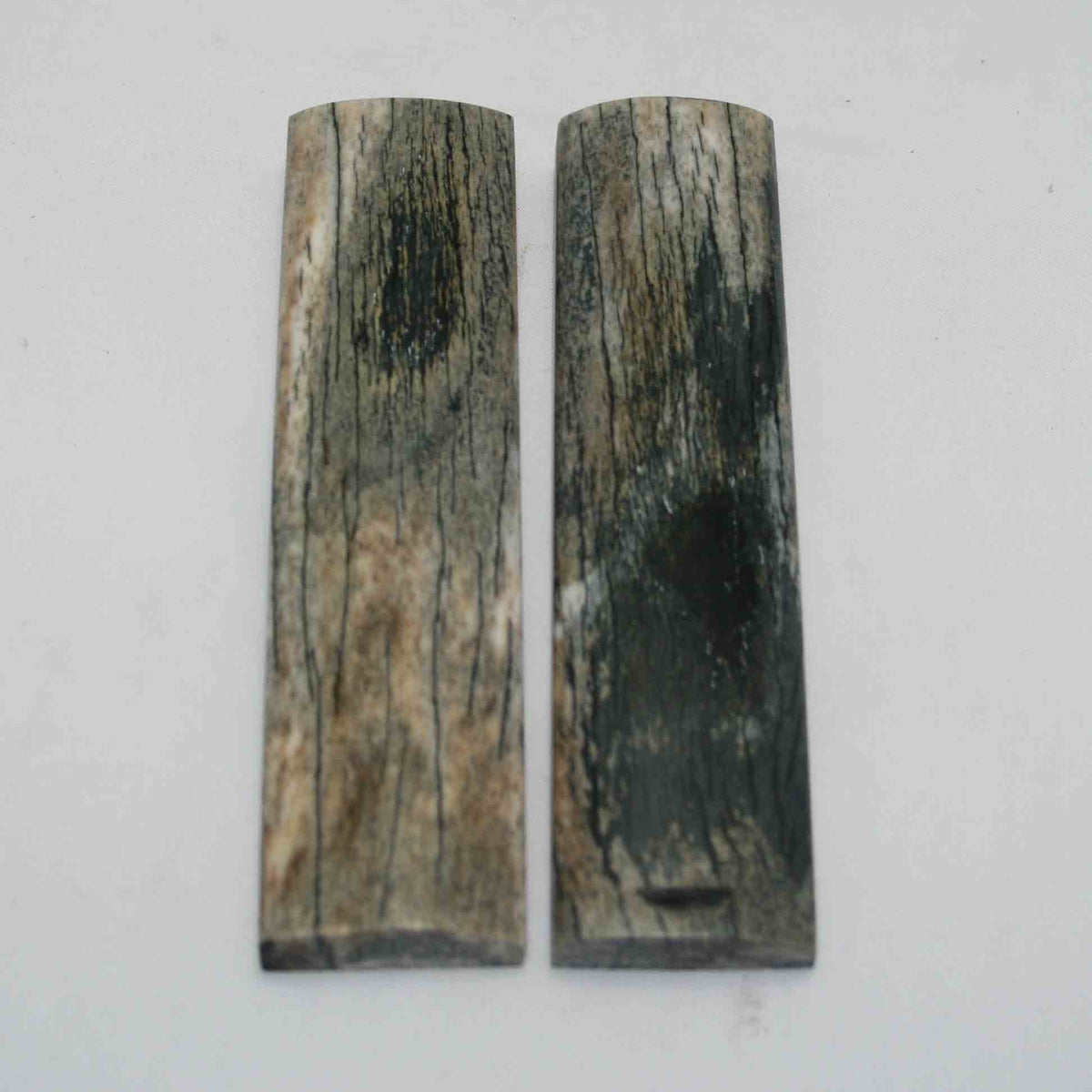 NB104GS182 Giraffe Bone Scales