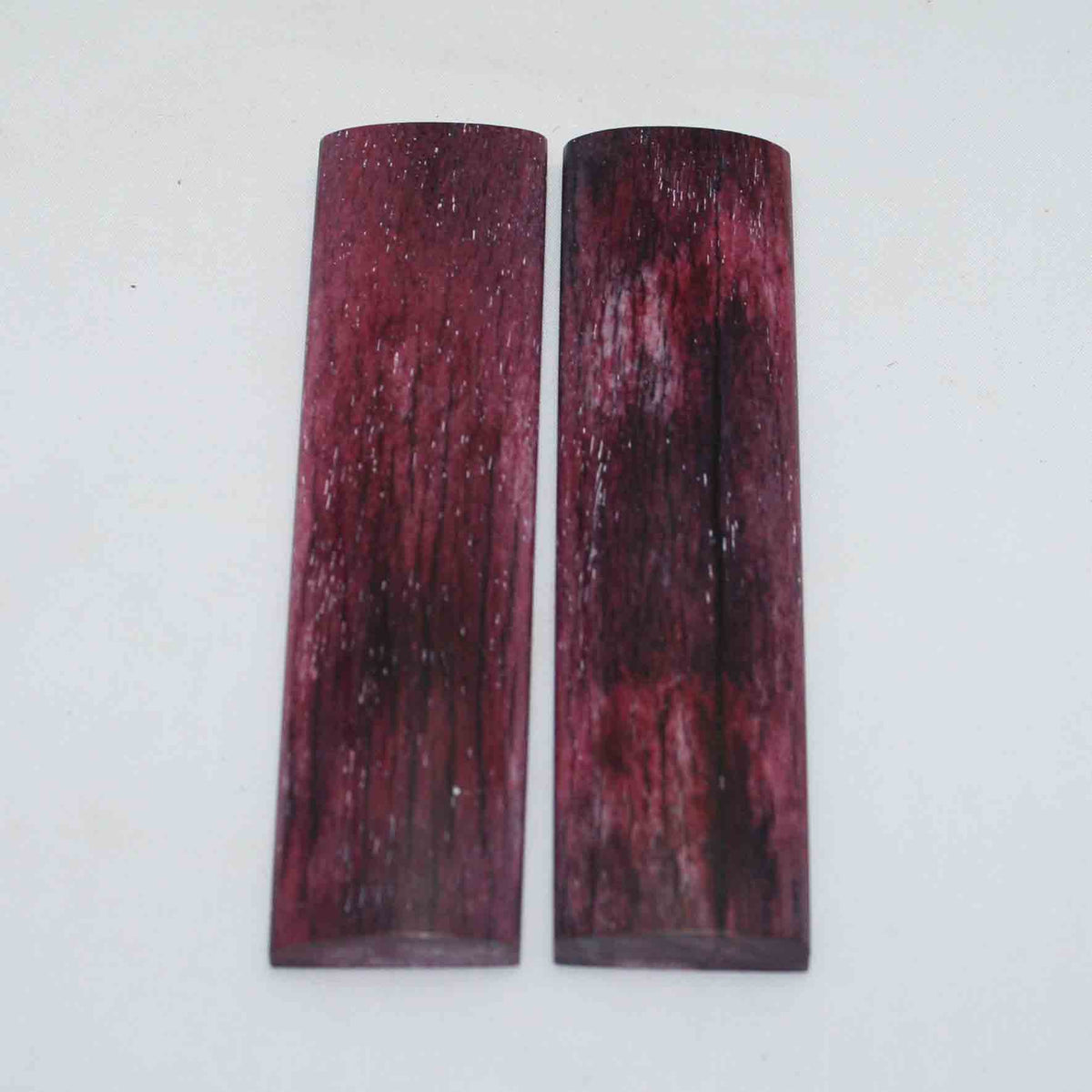 NB104GS19 Giraffe Bone Scales