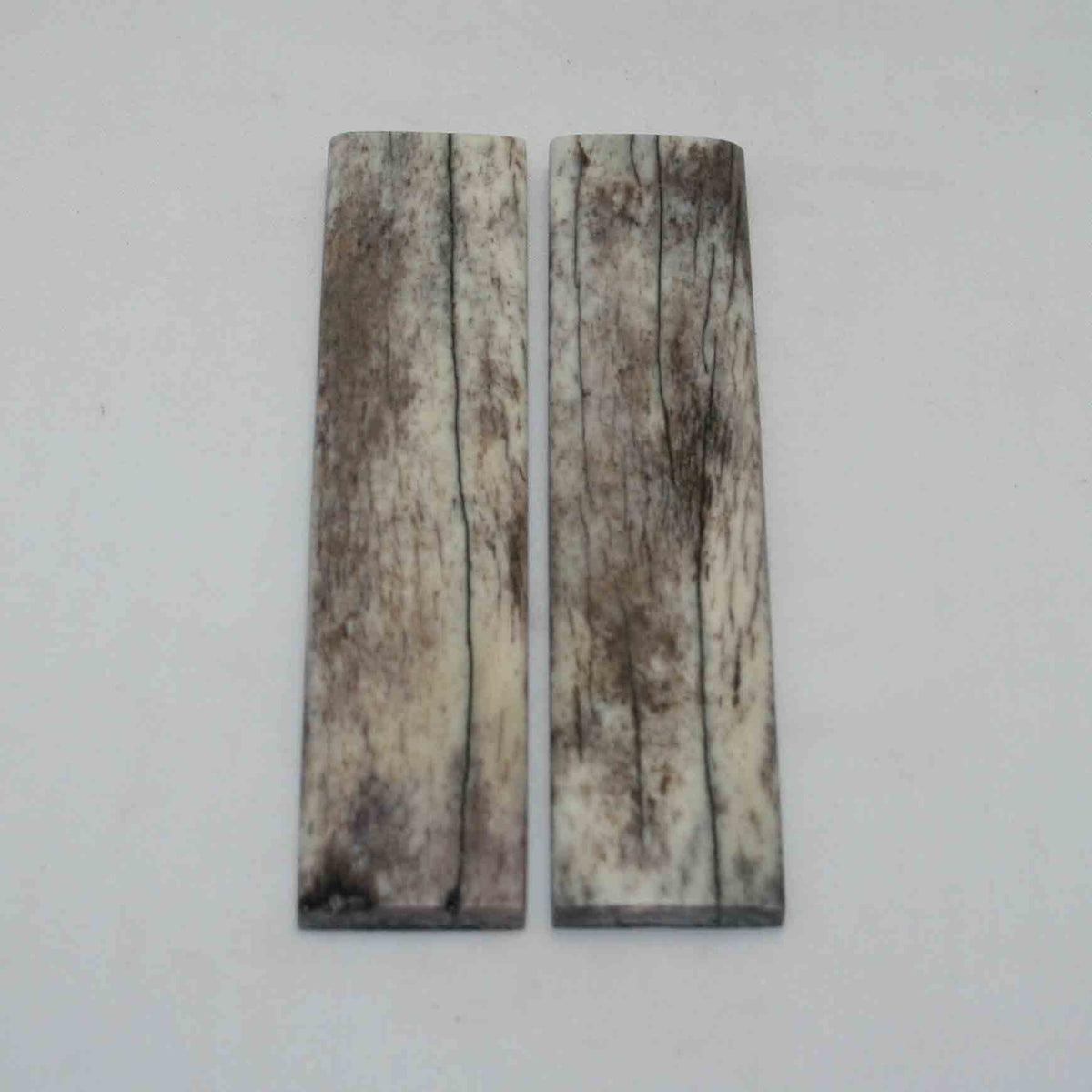 NB104GS32 Giraffe Bone Scales