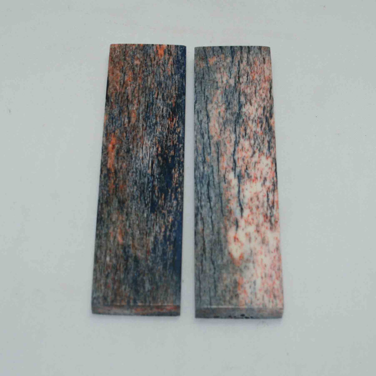 NB104GS41 Giraffe Bone Scales