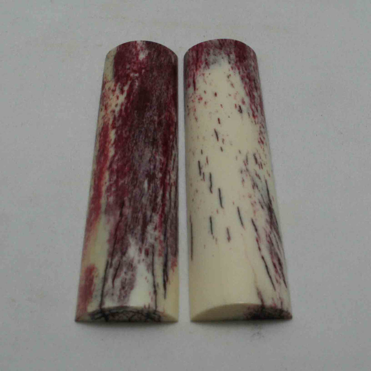 NB104GS44 Giraffe Bone Scales