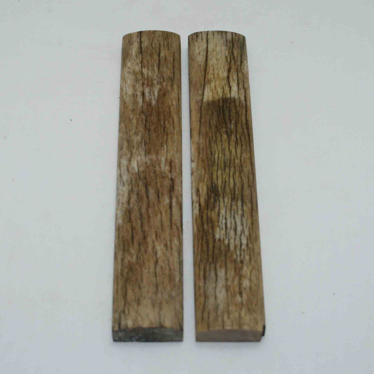 NB104GS6 Giraffe Bone Scales