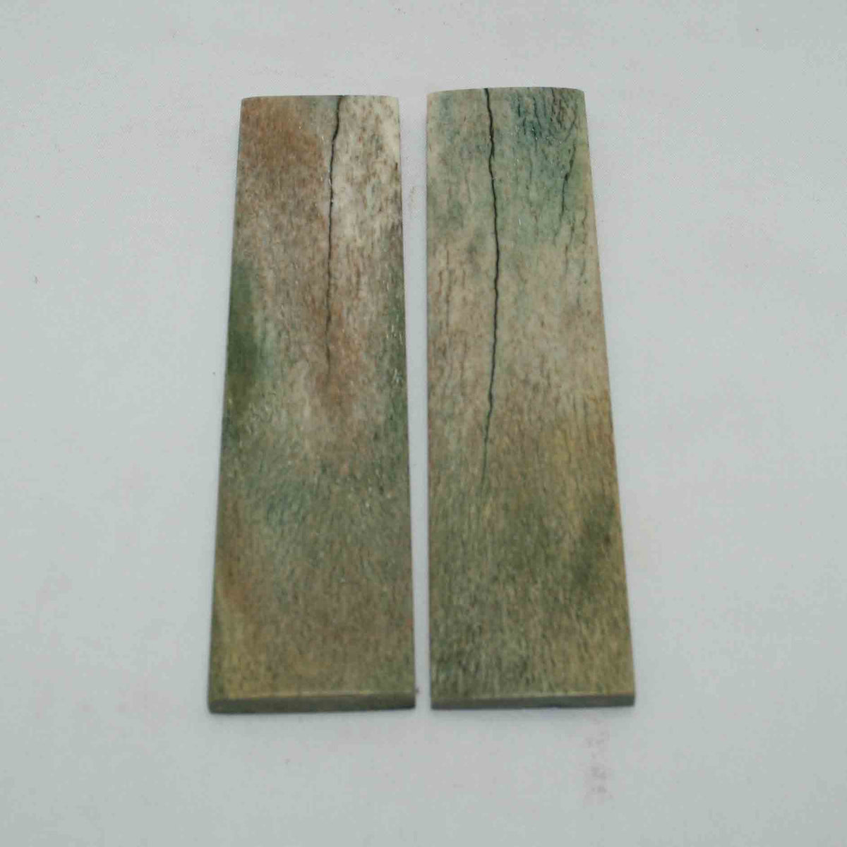 NB104GS81 Giraffe Bone Scales