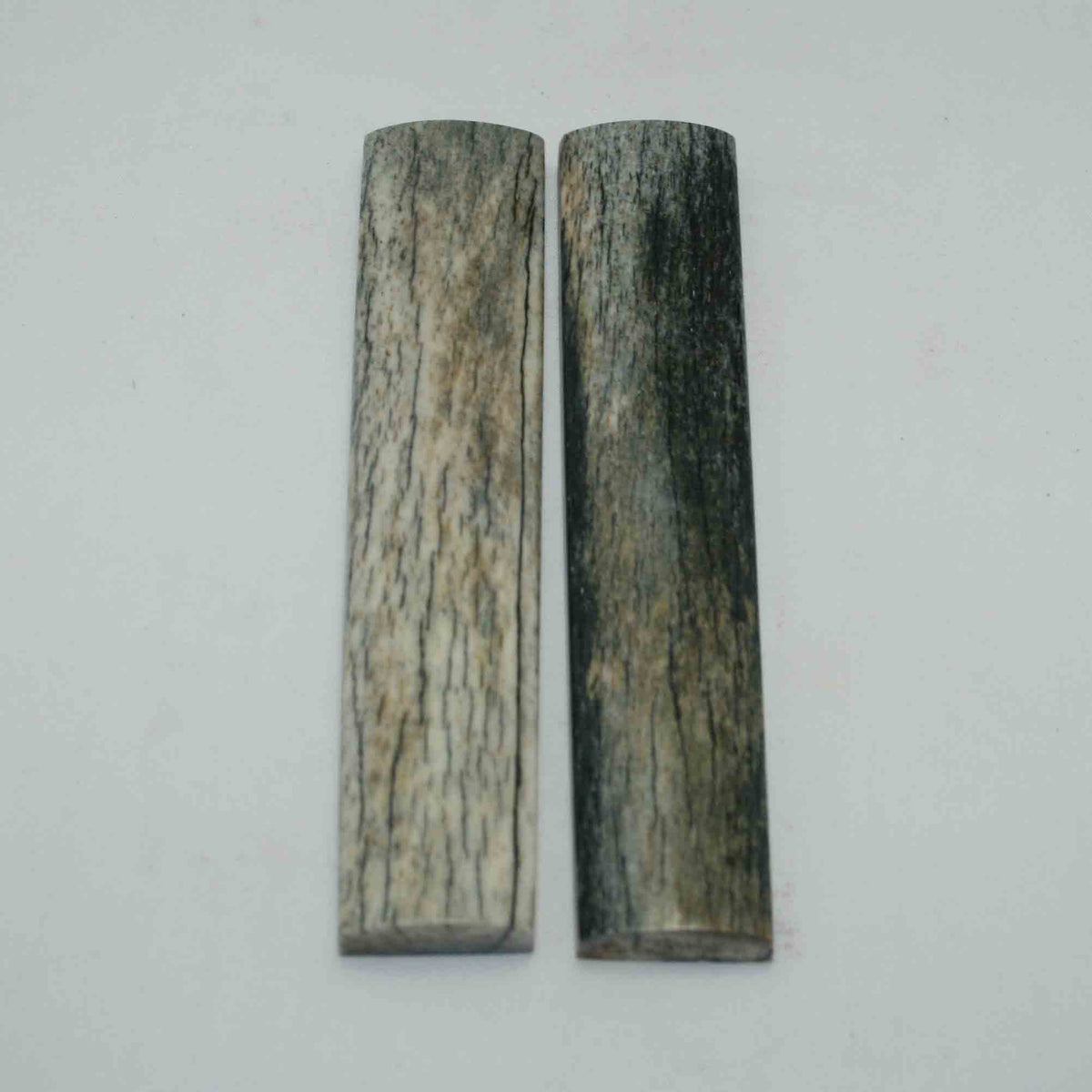 NB104GS93 Giraffe Bone Scales