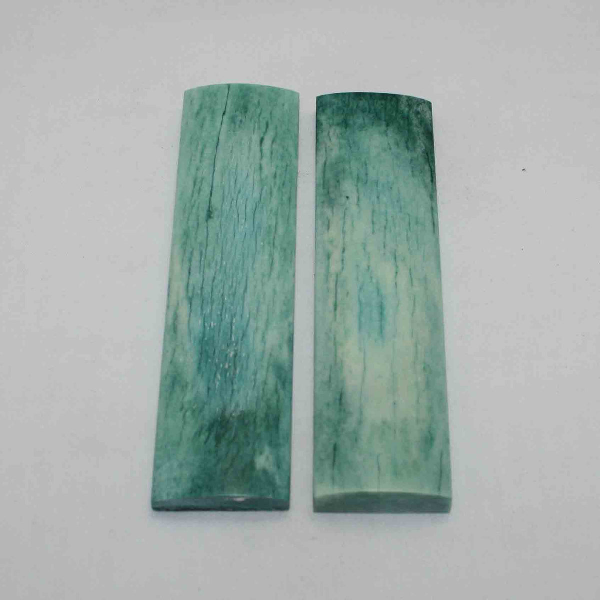 NB104JS100 Giraffe Bone Scales