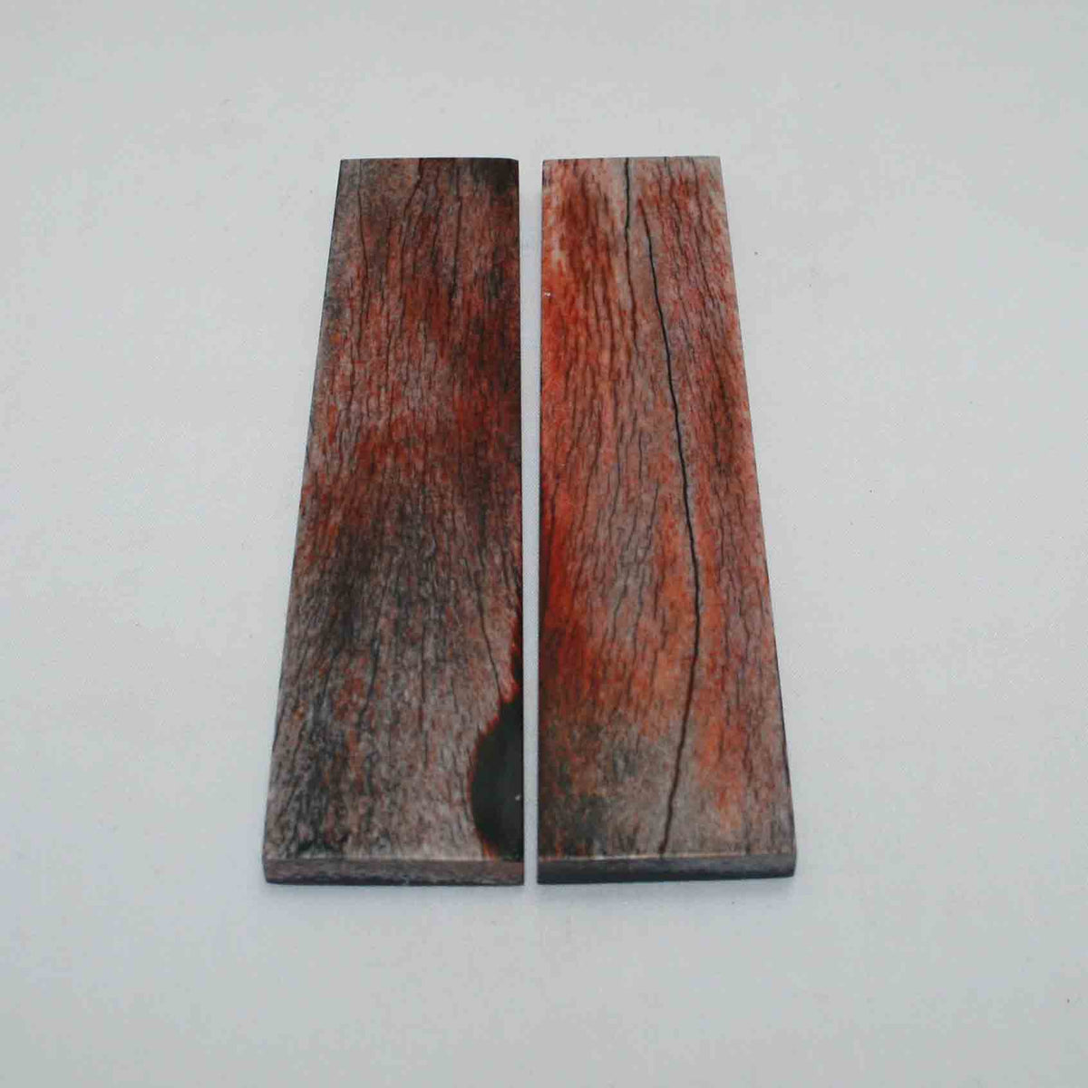 NB104JS14 Giraffe Bone Scales