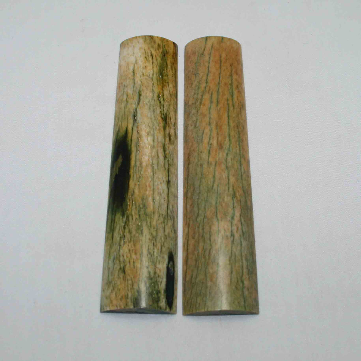 NB104JS2 Giraffe Bone Scales