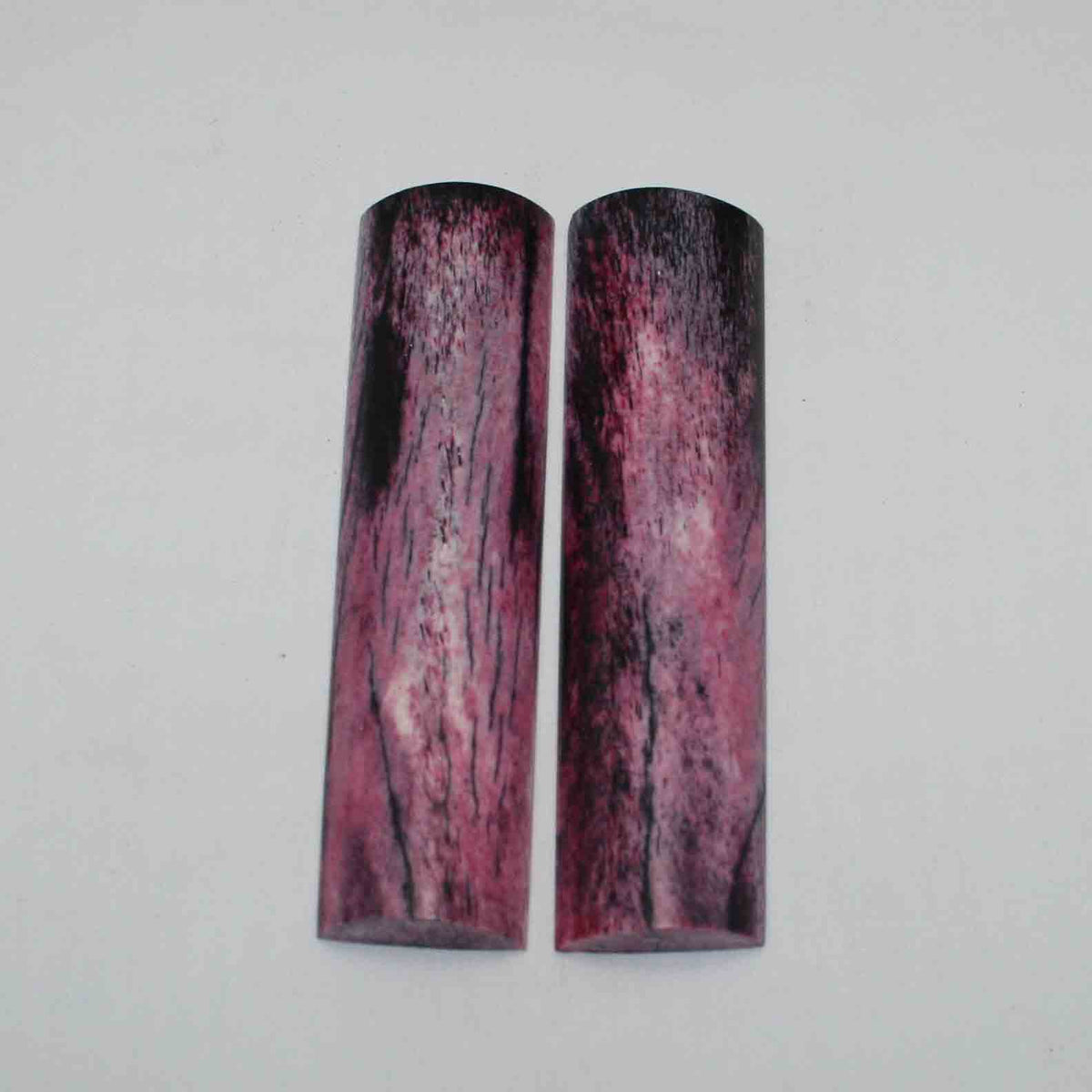 NB104JS32 Giraffe Bone Scales