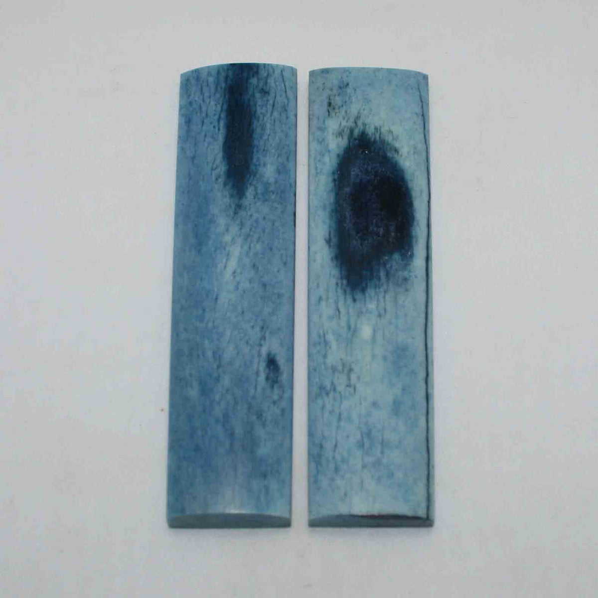 NB104JS3 Giraffe Bone Scales