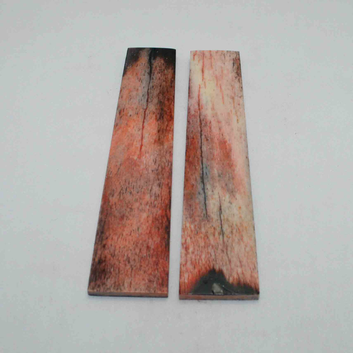 NB104JS44 Giraffe Bone Scales