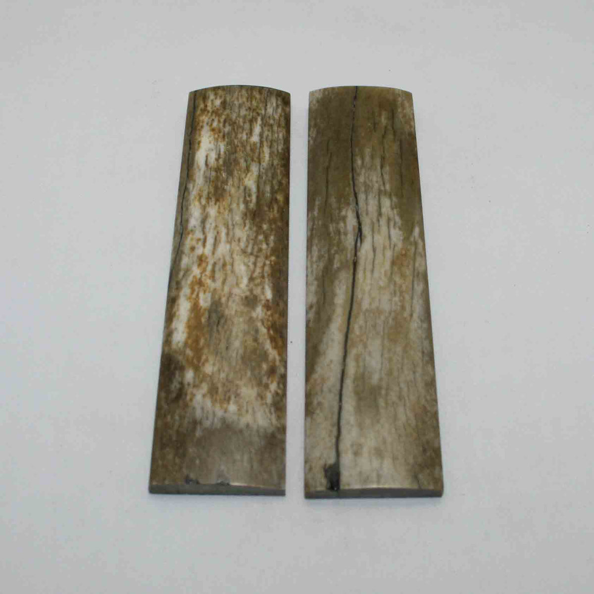 NB104JS54 Giraffe Bone Scales