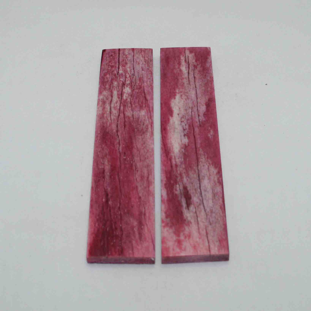 NB104JS86 Giraffe Bone Scales