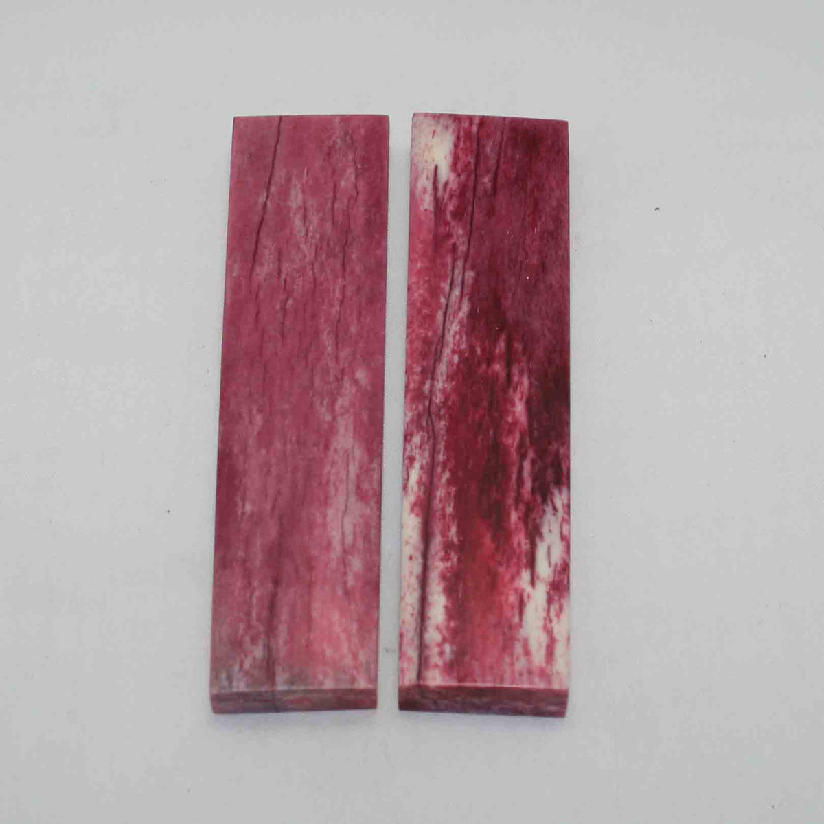 NB104JS95 Giraffe Bone Scales