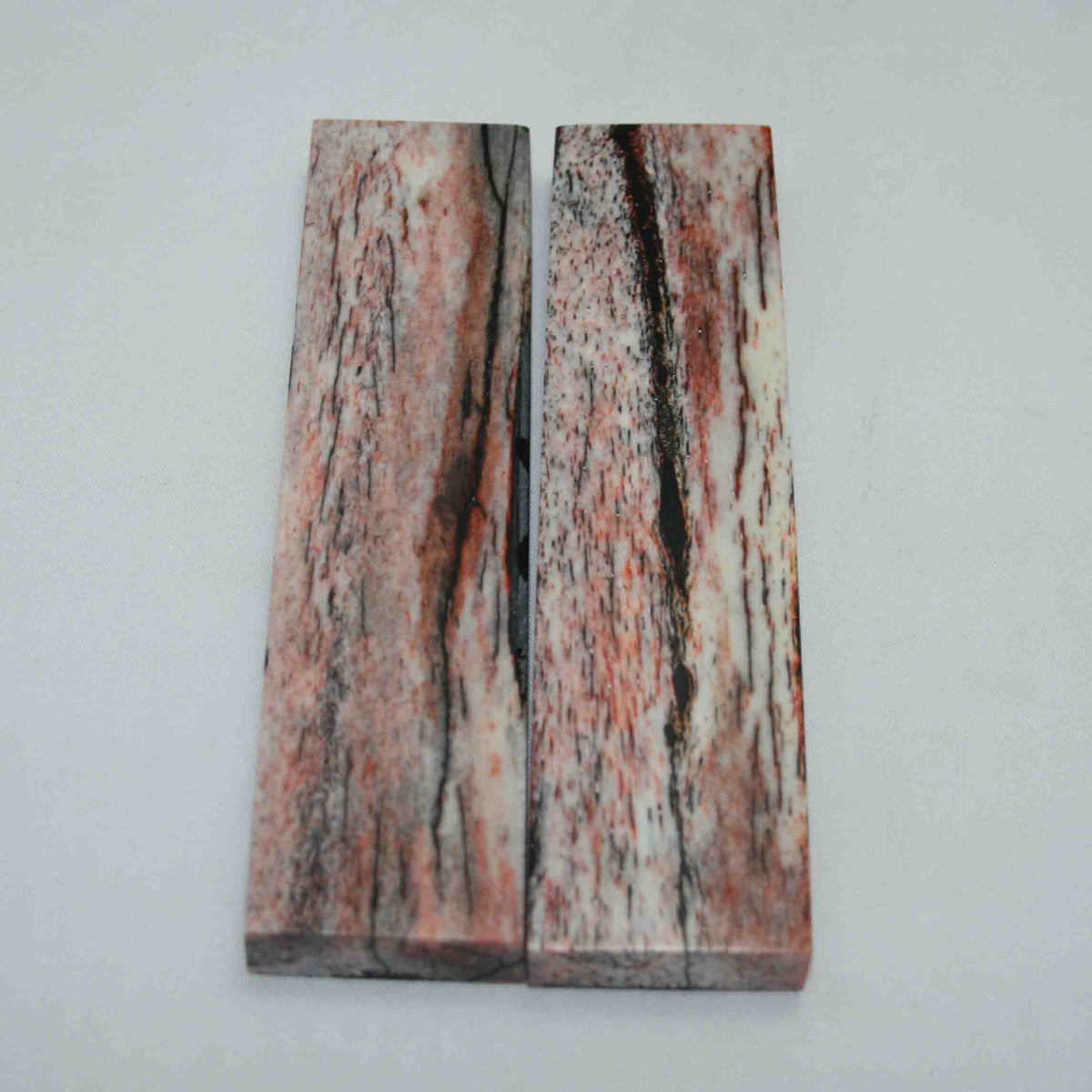 NB104MAN101 Giraffe Bone Scales