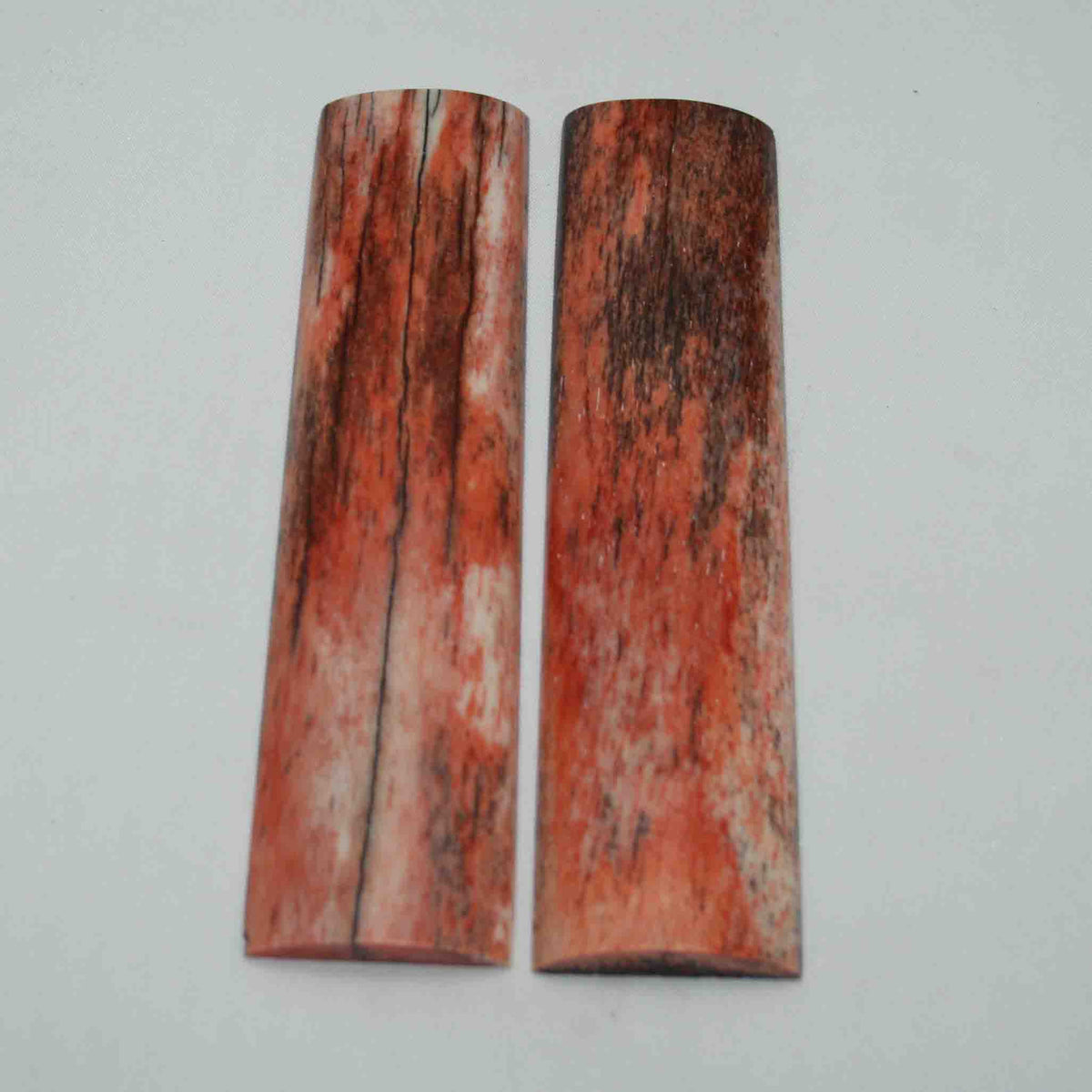 NB104MAN10 Giraffe Bone Scales