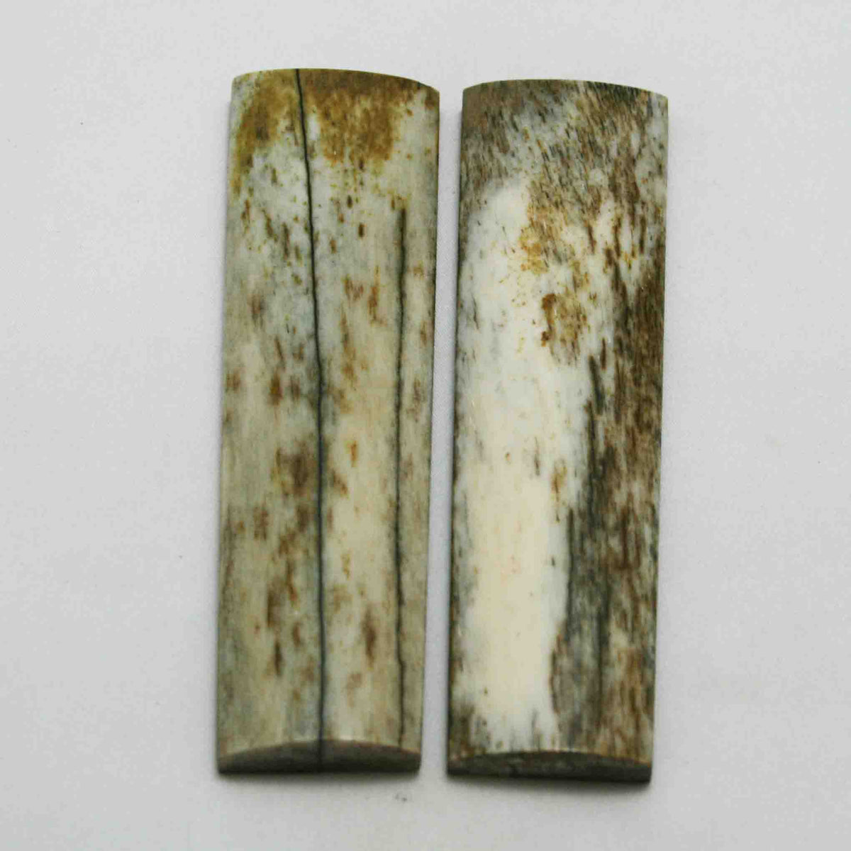 NB104MAN118 Giraffe Bone Scales