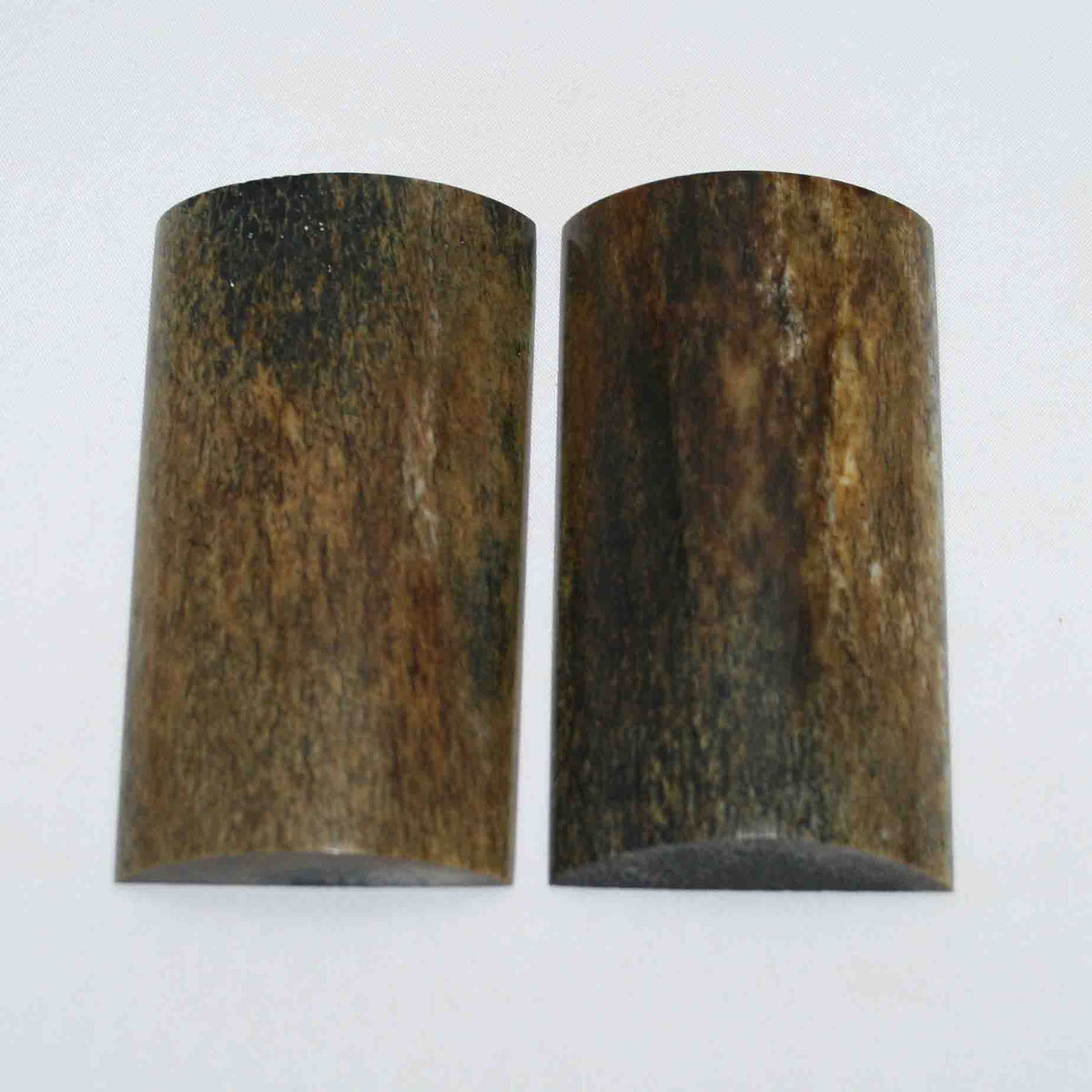 NB104MAN143 Giraffe Bone Scales