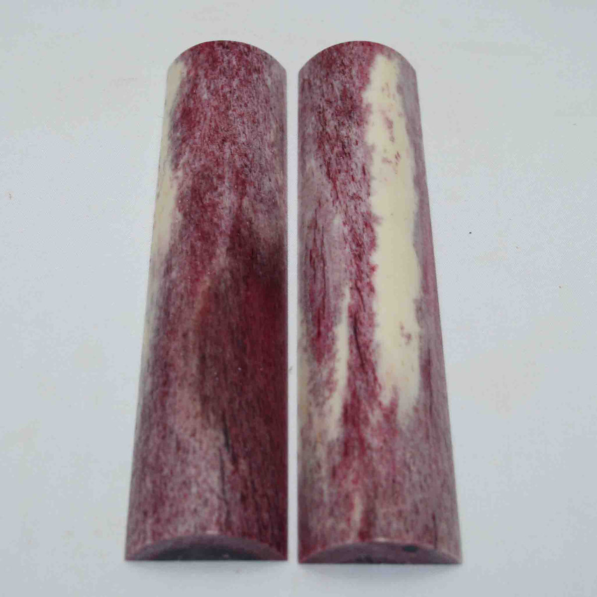 NB104MAN158 Giraffe Bone Scales