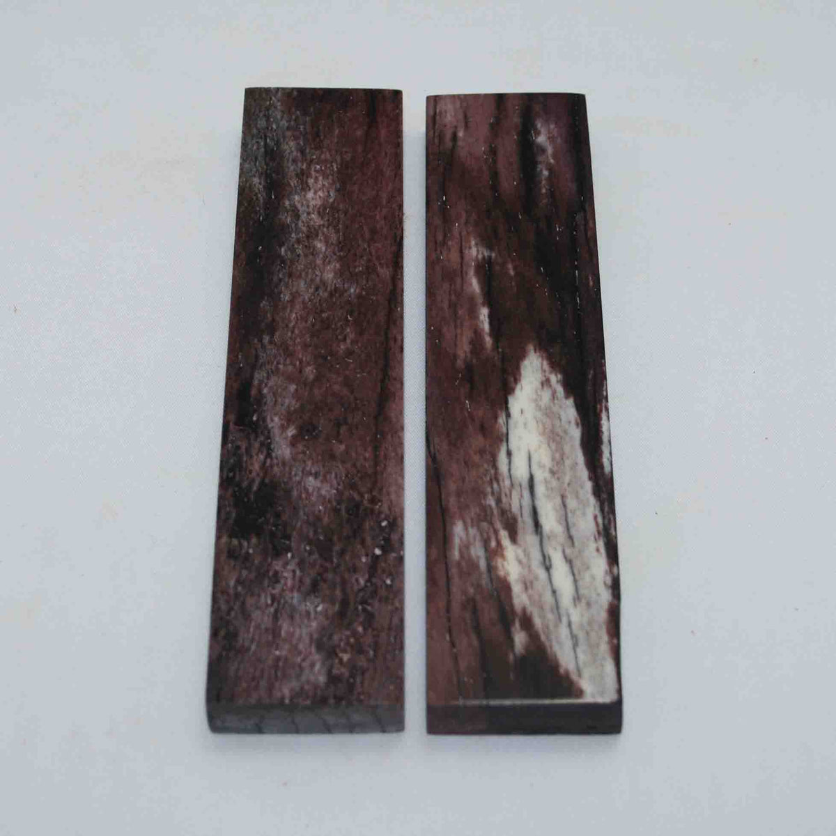 NB104MAN165 Giraffe Bone Scales