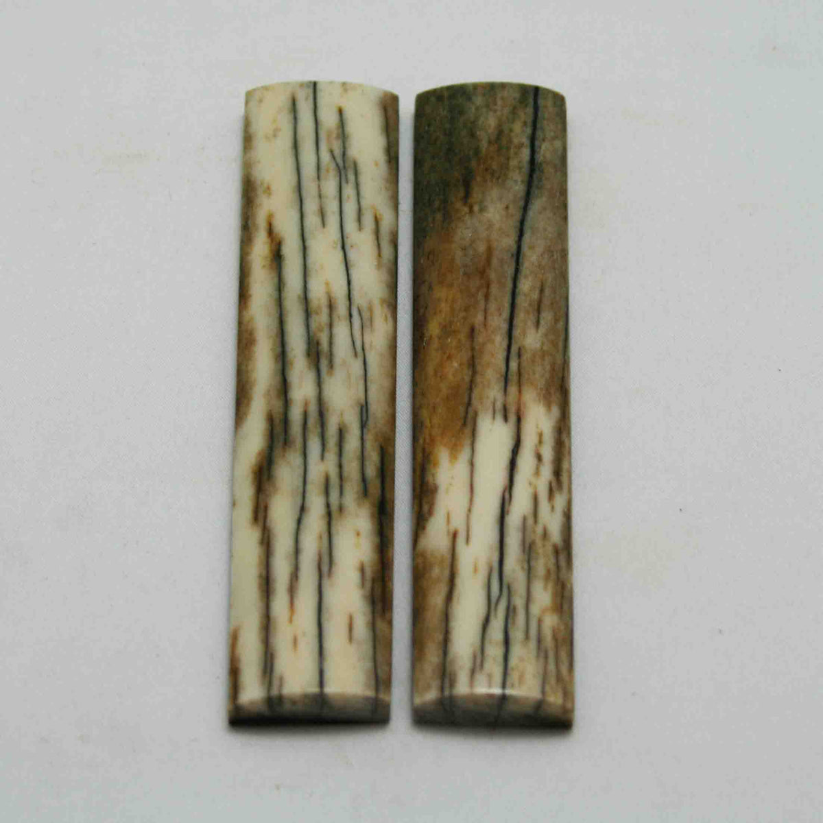 NB104MAN172 Giraffe Bone Scales