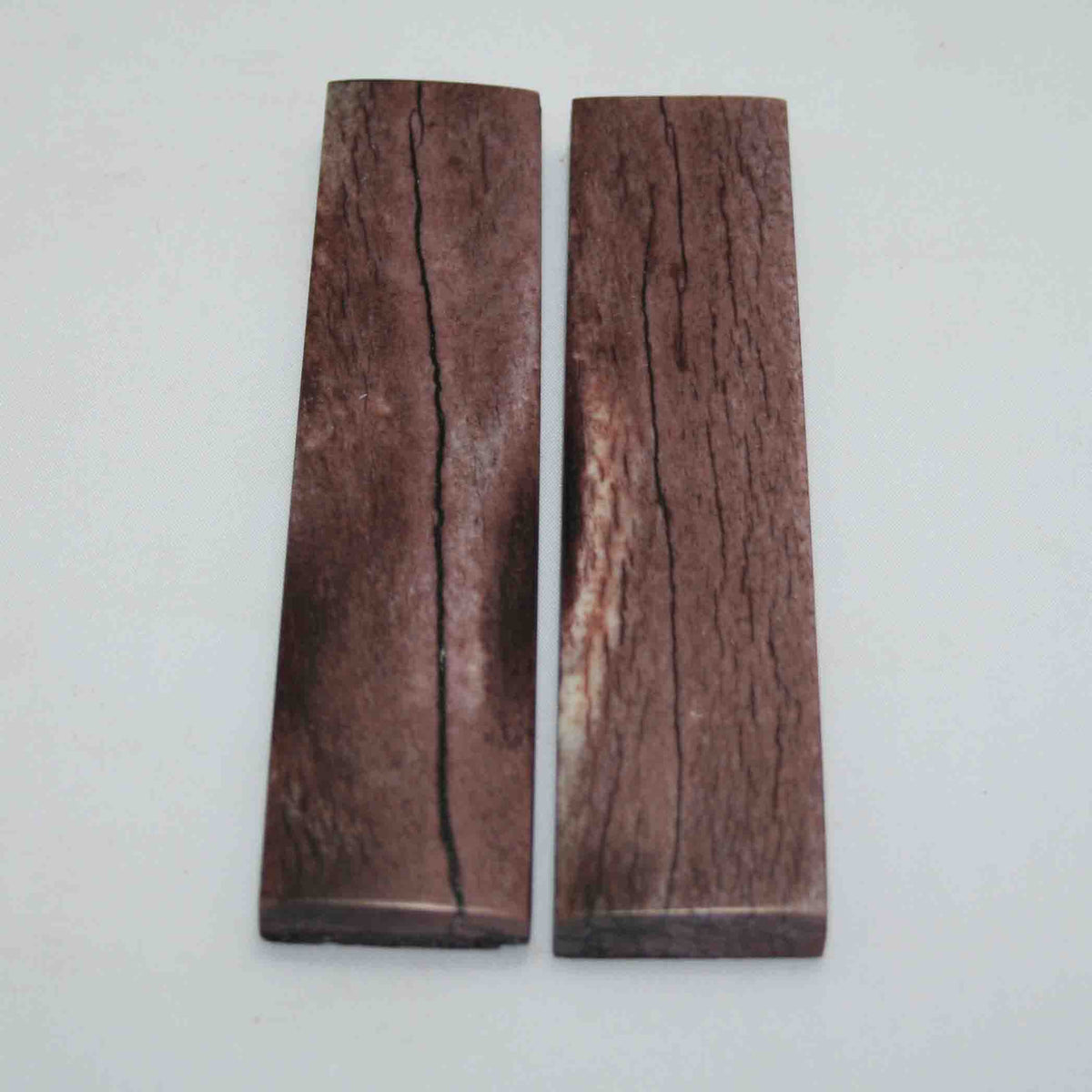 NB104MAN189 Giraffe Bone Scales