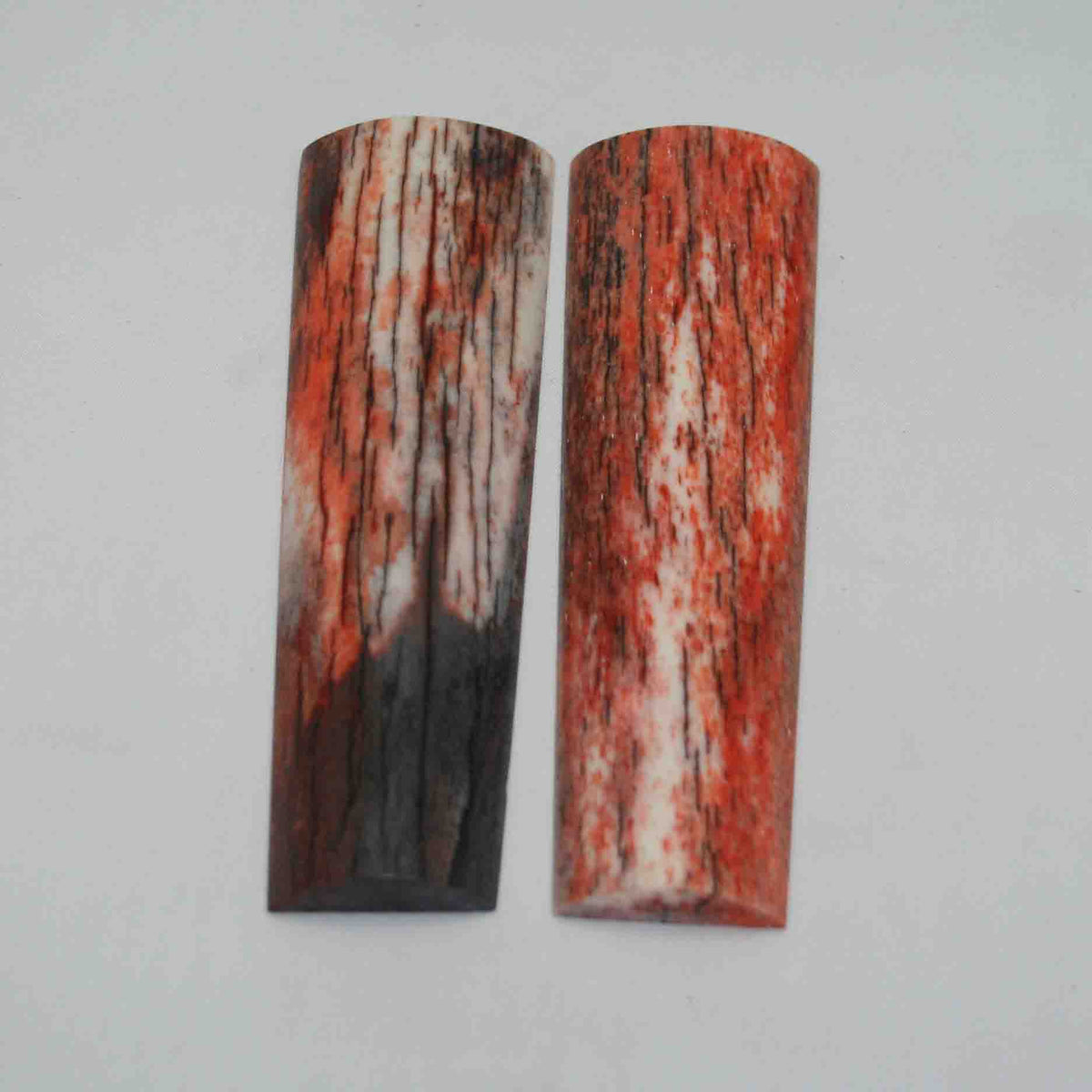 NB104MAN20 Giraffe Bone Scales