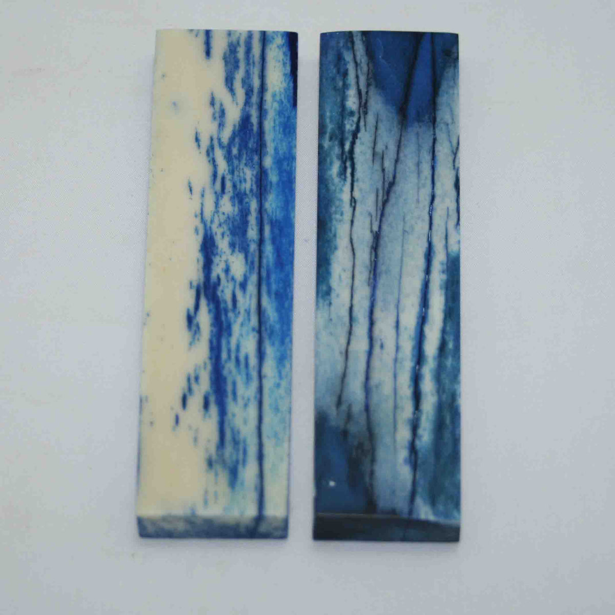 NB104MAN222 Giraffe Bone Scales