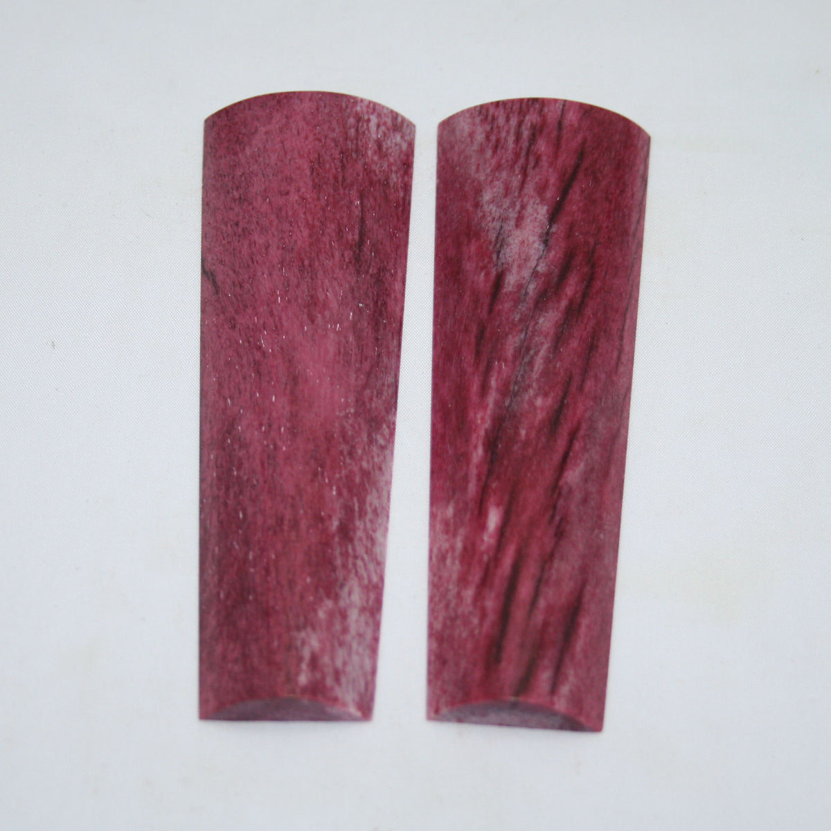 NB104MAN237 Giraffe Bone Scales