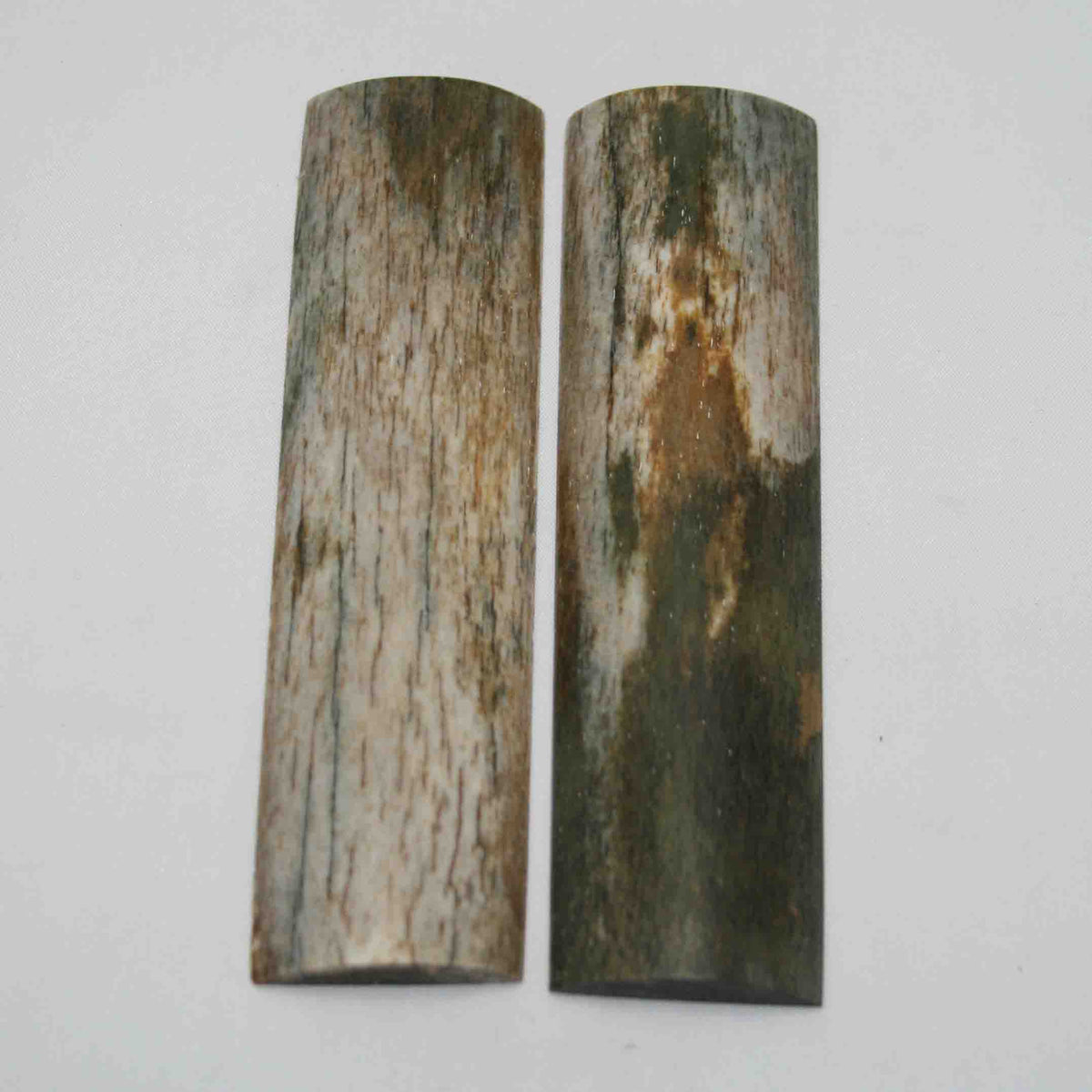 NB104MAN57 Giraffe Bone Scales