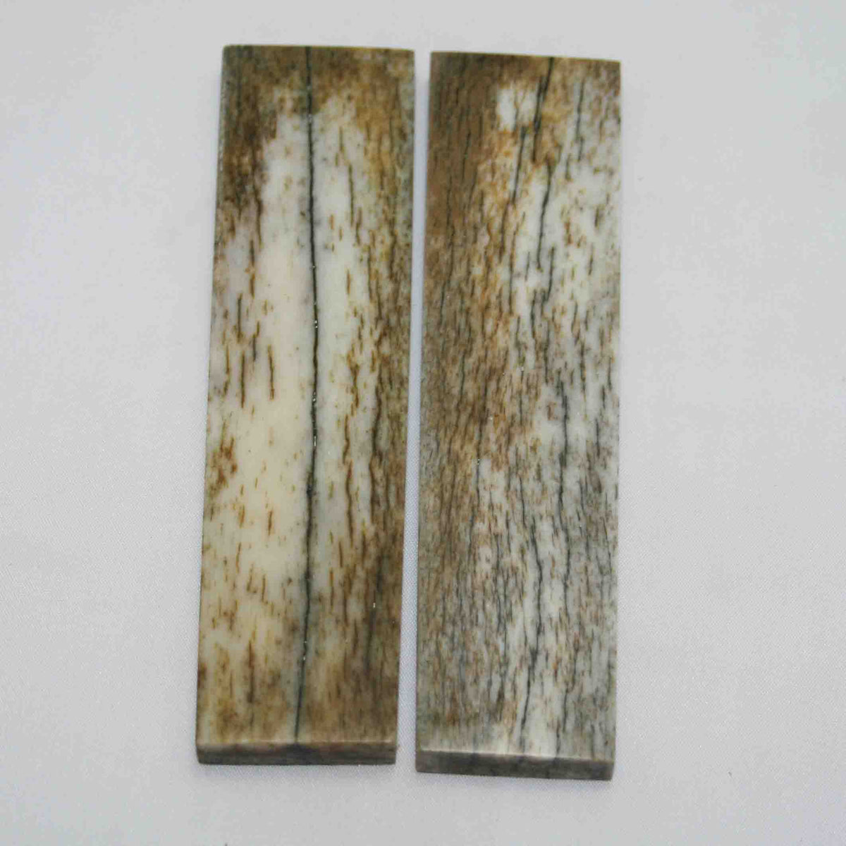 NB104MAN65 Giraffe Bone Scales