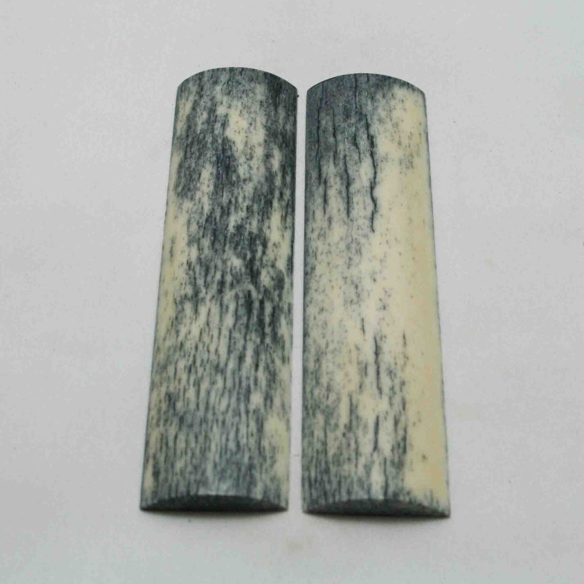 NB104MAN66 Giraffe Bone Scales