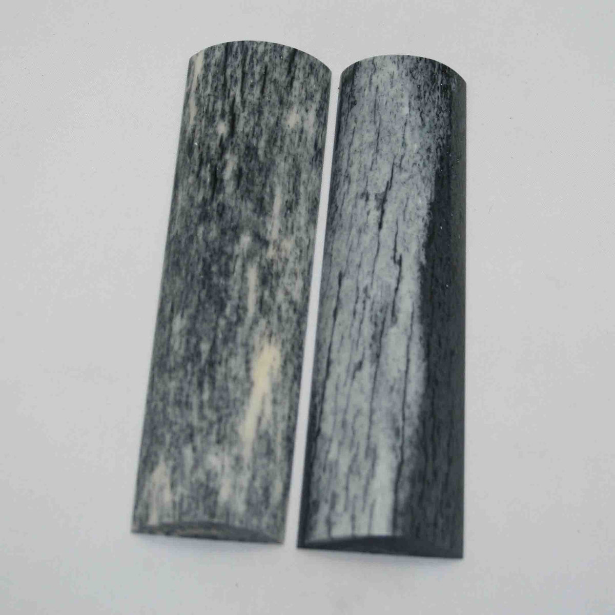 NB104MAN68 Giraffe Bone Scales