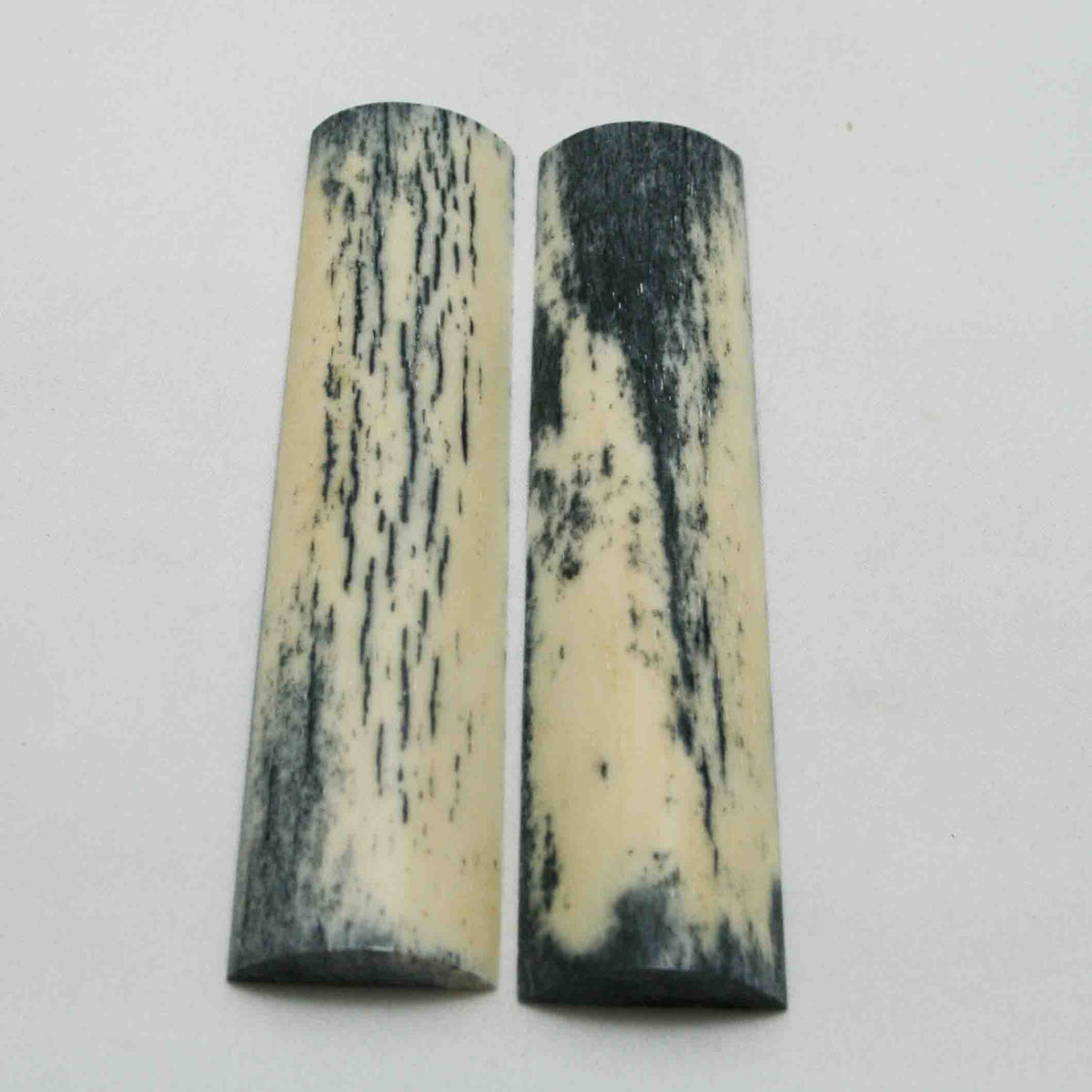 NB104MAN78 Giraffe Bone Scales