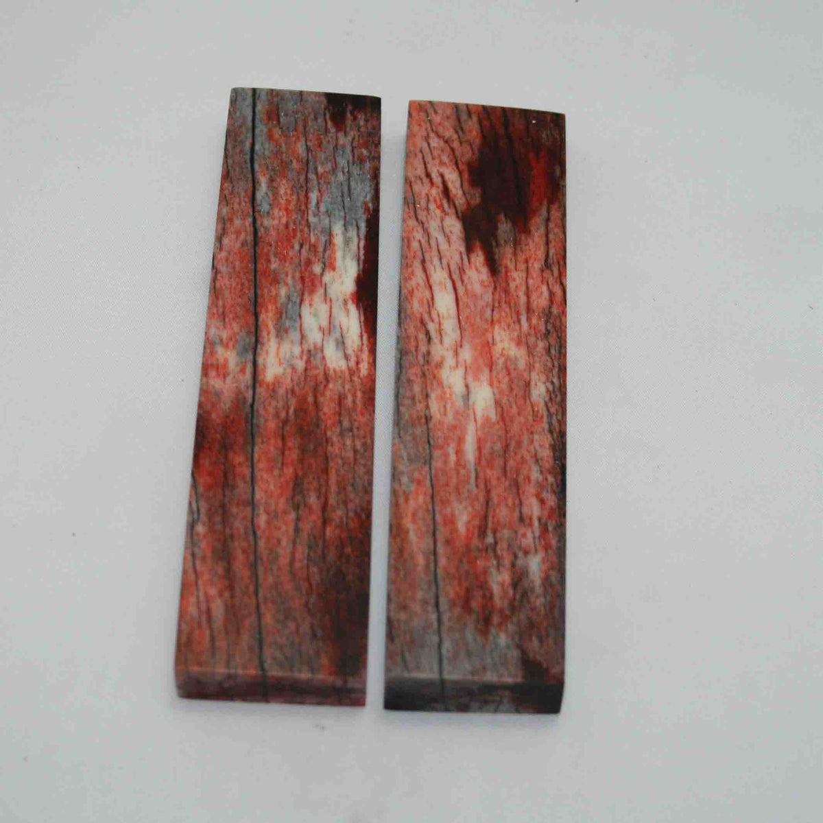 NB104MAN91 Giraffe Bone Scales