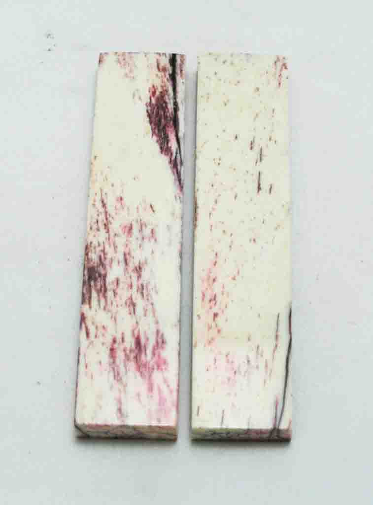 NB104MF5  Giraffe Bone Scales