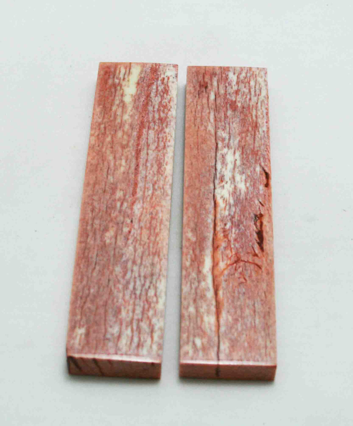 NB104MJ87  Giraffe Bone Scales